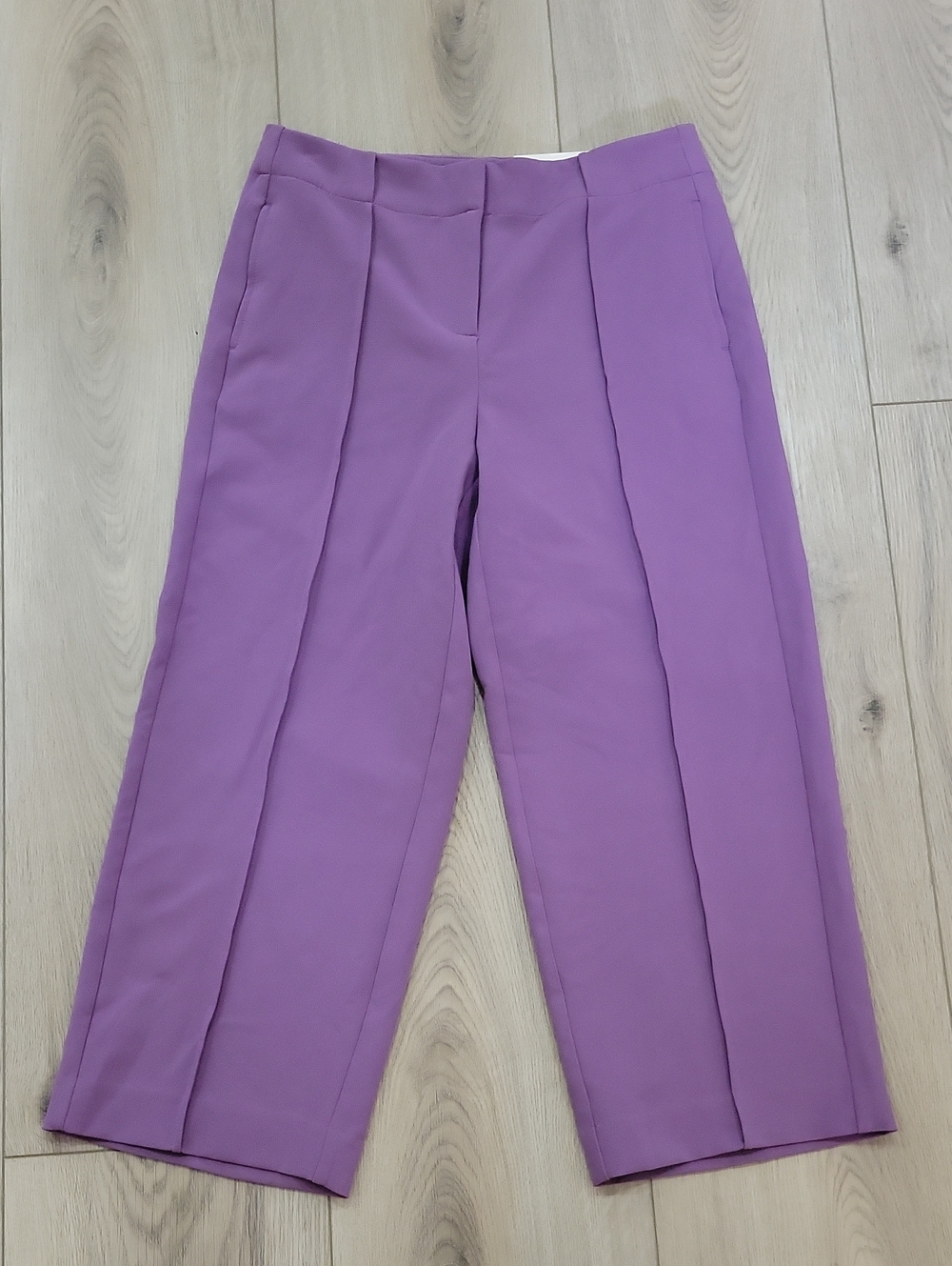 Liz Claiborne Lavender Wide-Leg Cropped Pleated Pants
